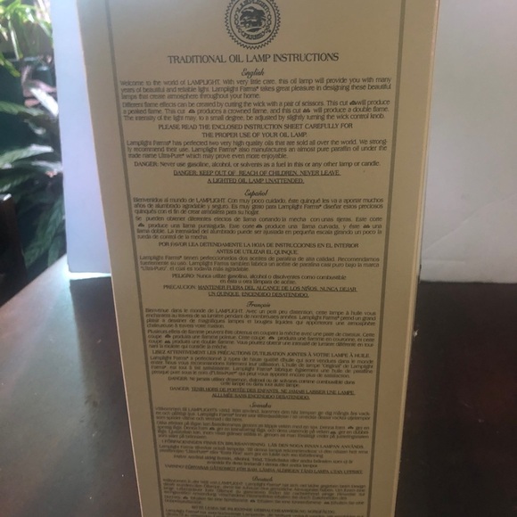 - - Vintage Glass Oil Lantern. NEW - Picture 4 of 6